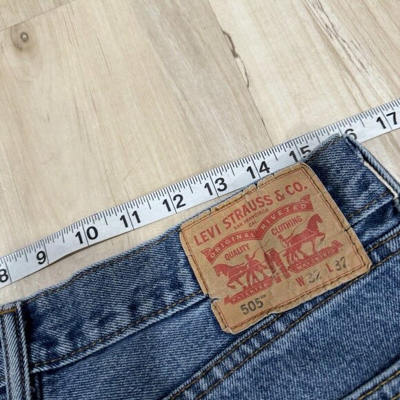 Levis 505 Jeans Mens 32x32 Regular Fit Straight Leg Dark Wash Blue - Picture 8 of 10